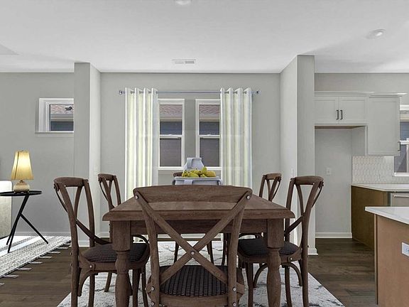 The Whitfield - Dining