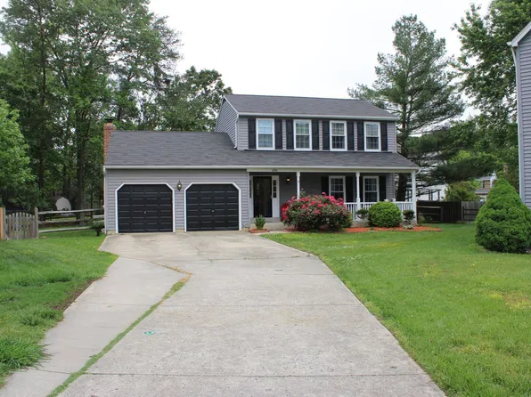 6196 Pronghorn Ct, Waldorf, MD 20603