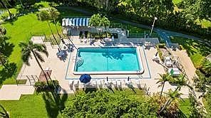 4th image of 1200 Saint Charles Place #704
