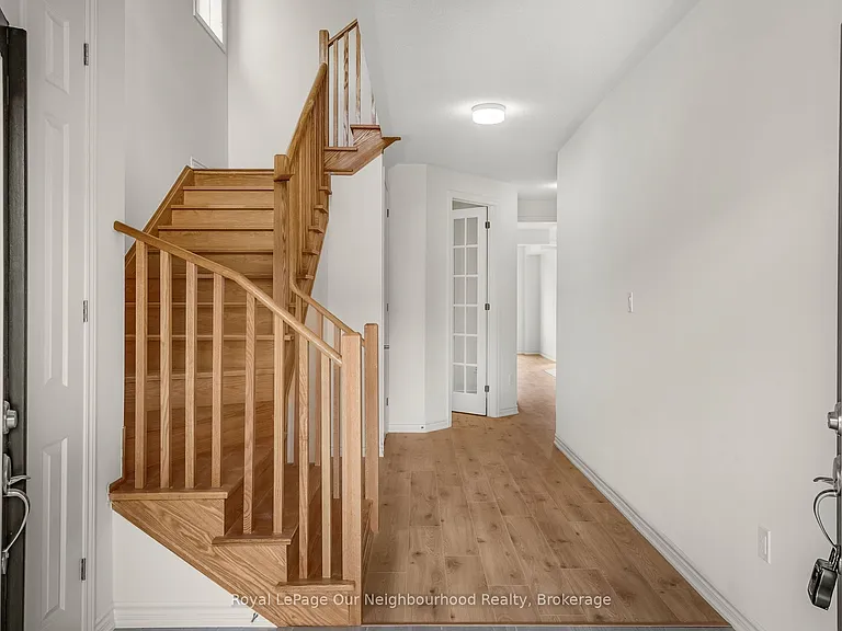 1066 Denton Dr — Photo 5