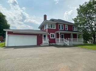 42 Elm St, Fort Kent, ME 04743