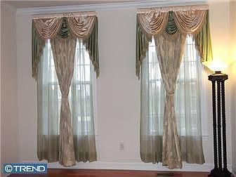 4th image of 110 Cyprus Ln