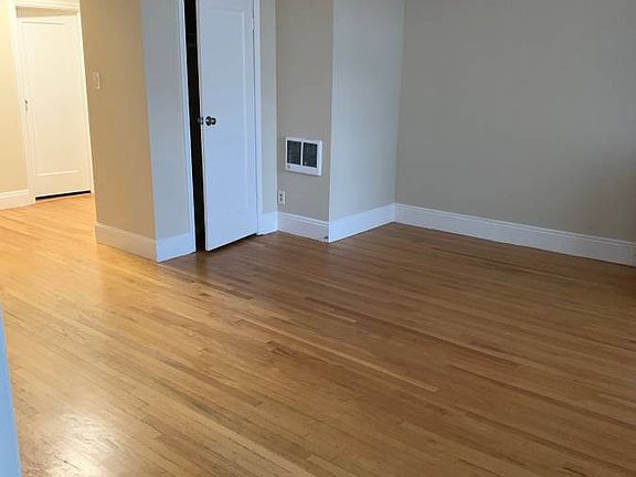 4th image of 1900 Vallejo St #302