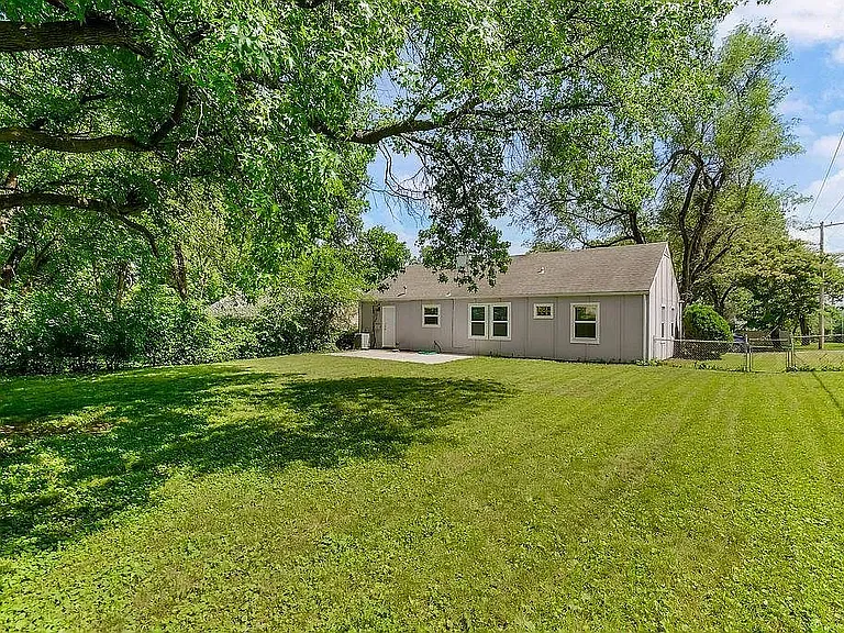 7652 Rainbow Dr — Photo 16
