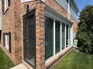 162 Pinewood Cir UNIT 74, Plymouth, MI 48170