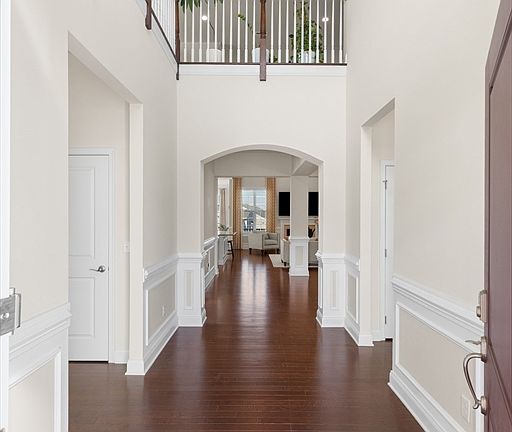 4th image of 23 Sequoia Dr #23