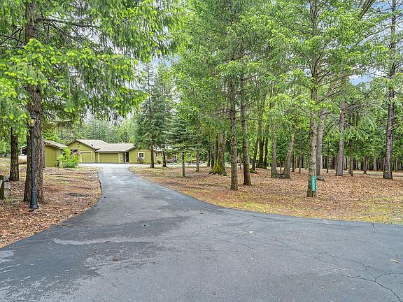 2nd image of 29082 Ridge View Rd