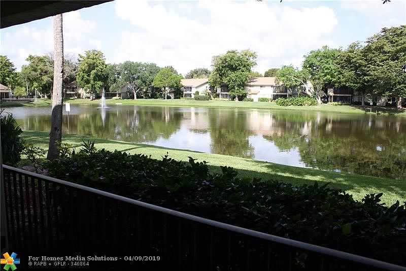 1st image of 113 Gardens Dr APT 103