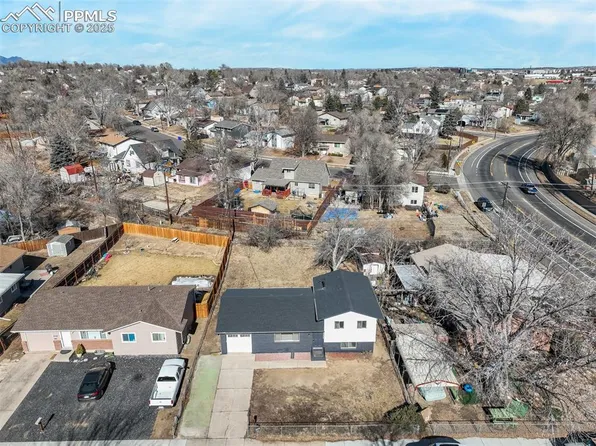 2306 San Marcos Dr, Colorado Springs, CO 80910