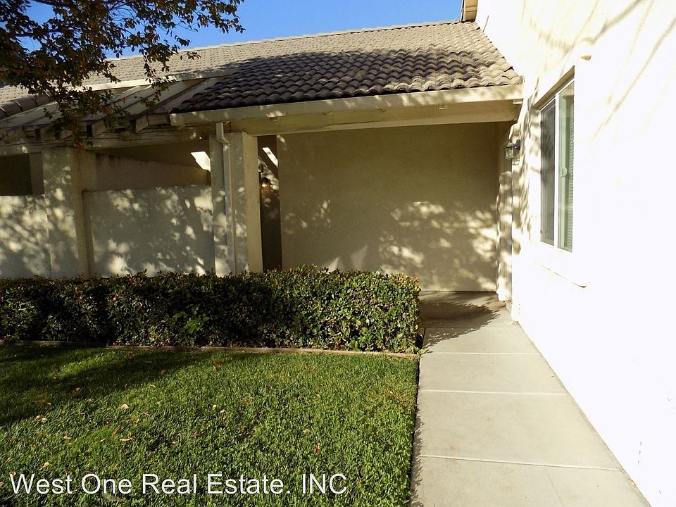 351 Acacia St Tracy CA Zillow