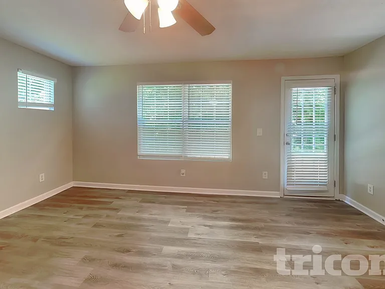 40 Deadwood Ln — Photo 2