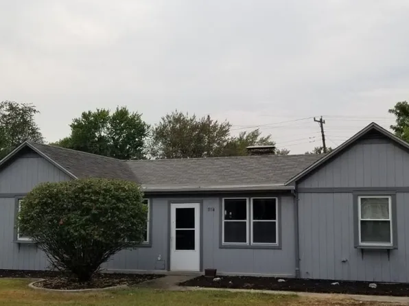 1954 N 26th St, Terre Haute, IN 47804