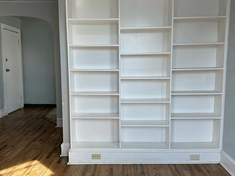 405 W 21st St #3 — Photo 9