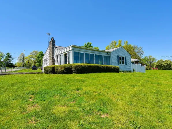 4686 Booth Rd, Oxford, OH 45056