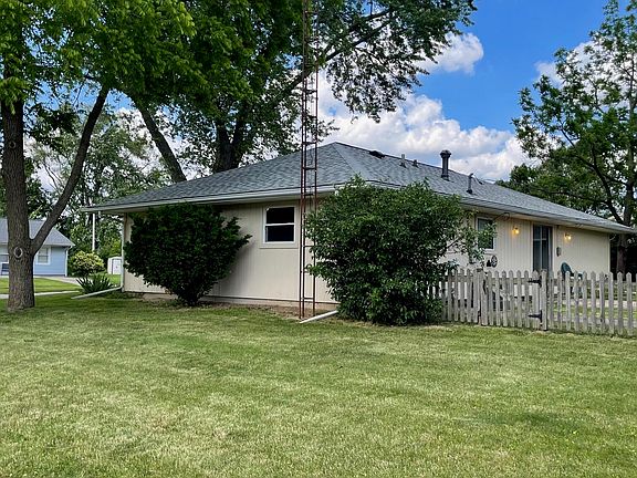 2nd image of 1273 Klose Ave