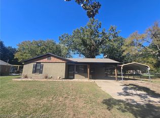 1005 S Highway 96, Lavaca, AR 72941