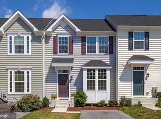 153 Ontario Dr, Falling Waters, WV 25419