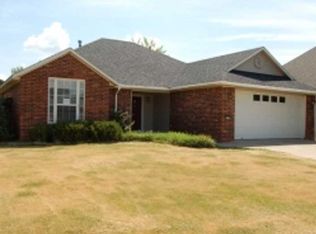 4375 E Falcon Dr, Fayetteville, AR 72701