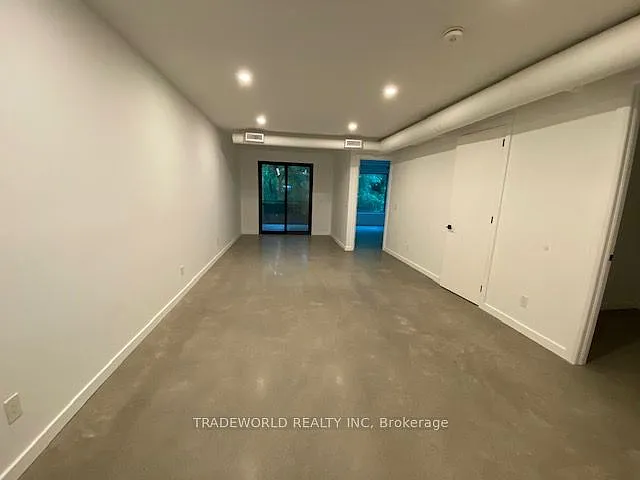 3 bed, $2,850 — Photo 3