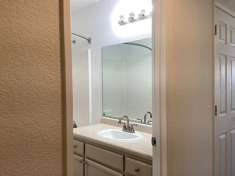 1450 La Jolla Way — Photo 31