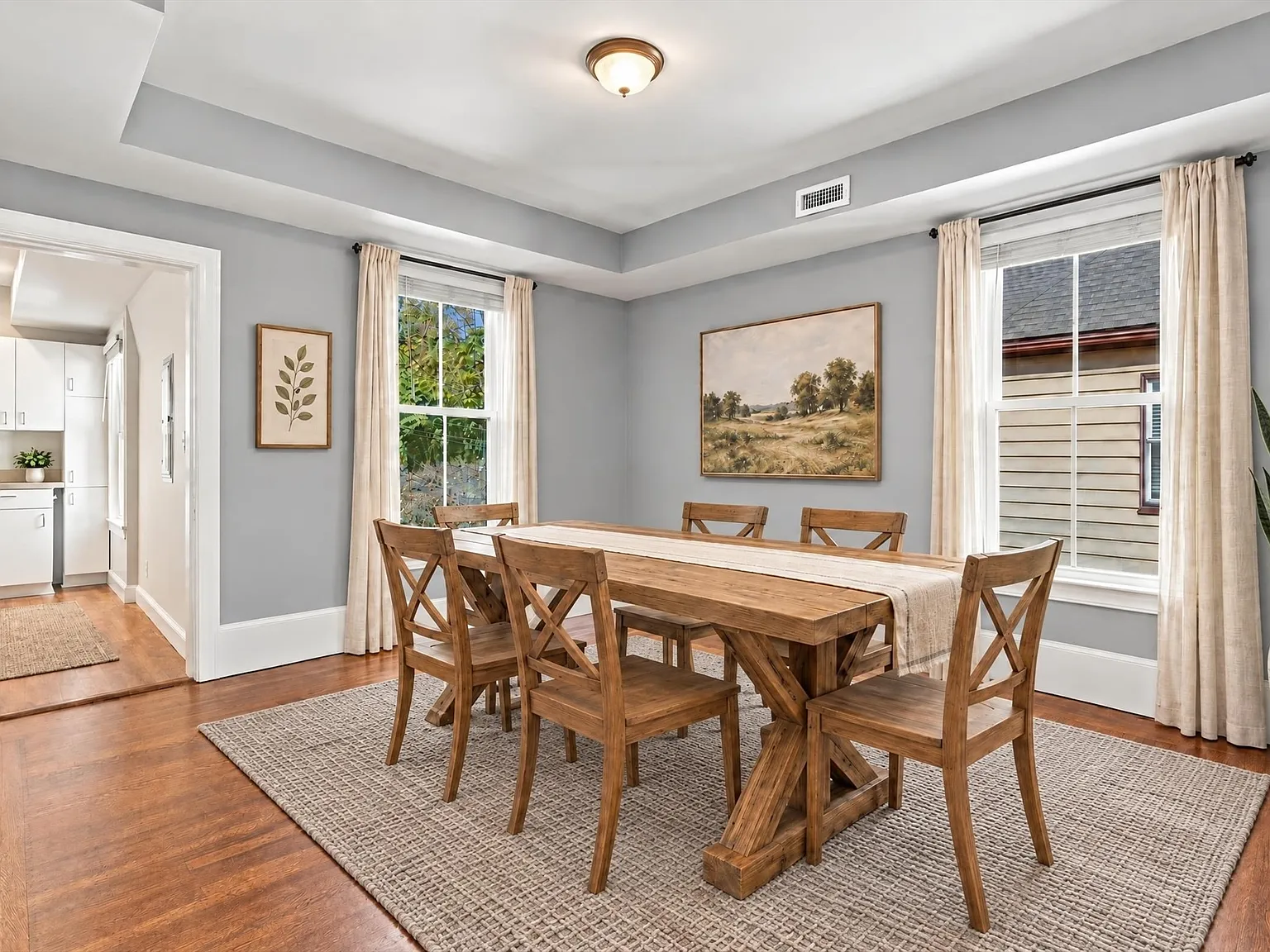 4 bed, 1520 sqft, $3,600 — Photo 4
