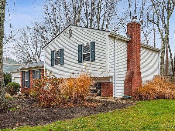 3rd image of 6090 Donna Jay Dr
