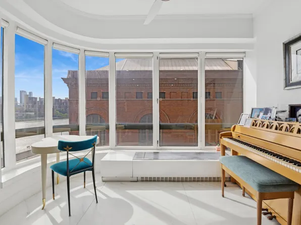 530 East 76th Street image 2 of 9