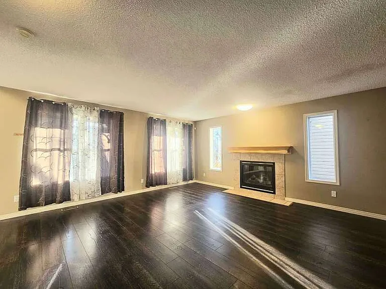 1824 Tufford Way NW — Photo 5