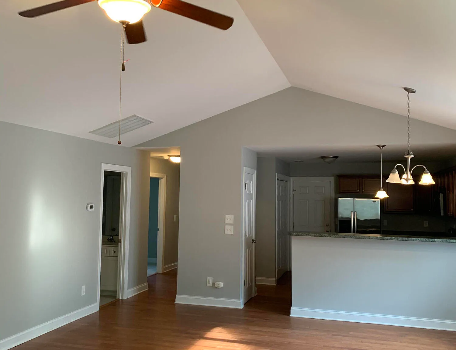 3 bed, 2.0 bath, 1393 sqft, $1,750 — Photo 4