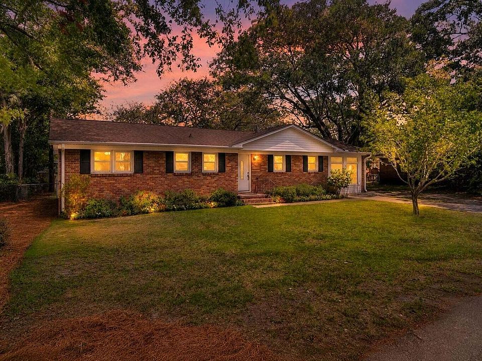 1st image of 1510 Manor Blvd