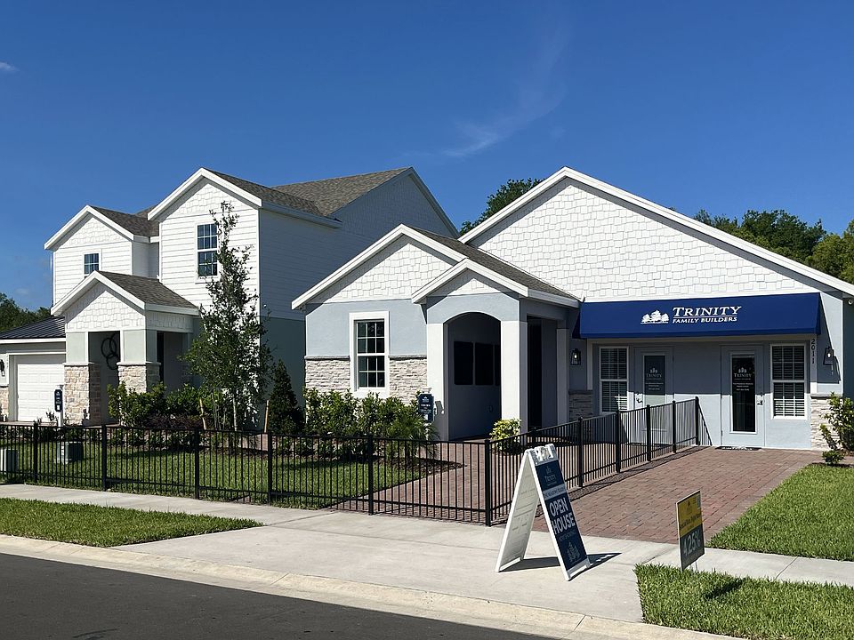 Hayden Lopez model homes at Pine Meadows Reserve