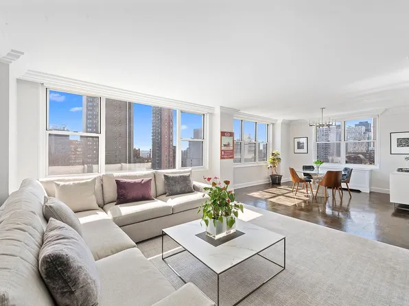 500 E 83rd St APT 19M, New York, NY 10028