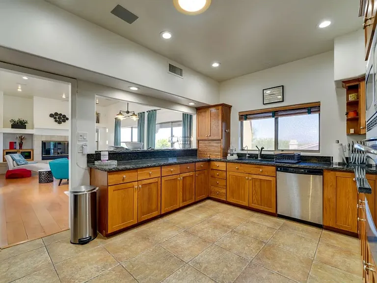 17031 E Cascade Dr — Photo 7