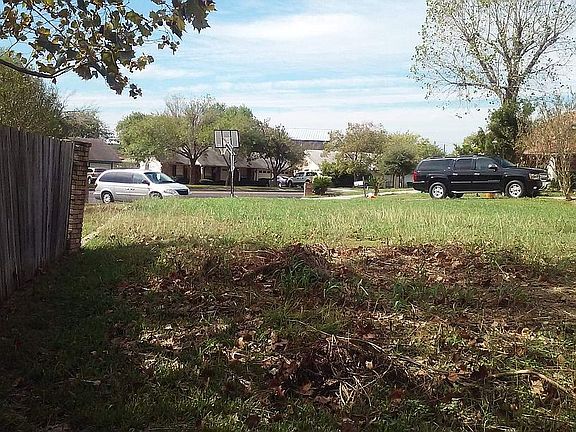 5th image of 4506 Lakebend West Dr