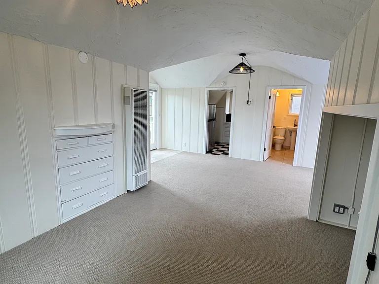 412 W Sola St #B — Photo 4