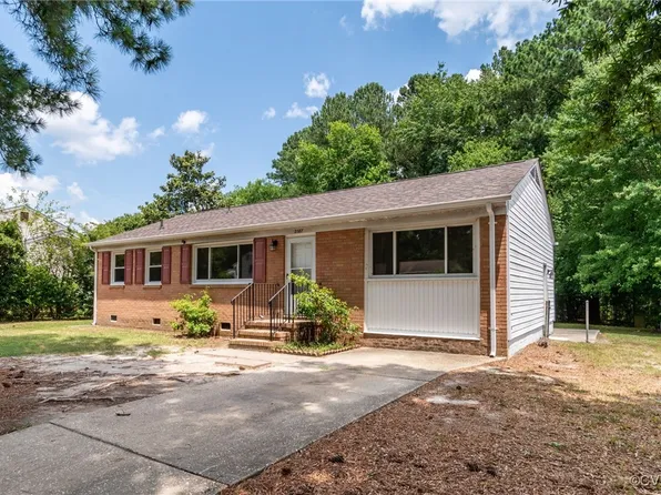 2587 Pinehurst Dr, Petersburg, VA 23805