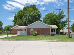 902 W 24th St, Tulsa, OK 74107