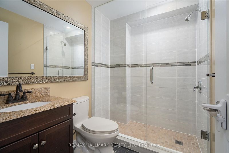 Toronto House for rent - 4 Bedrooms — photo 27