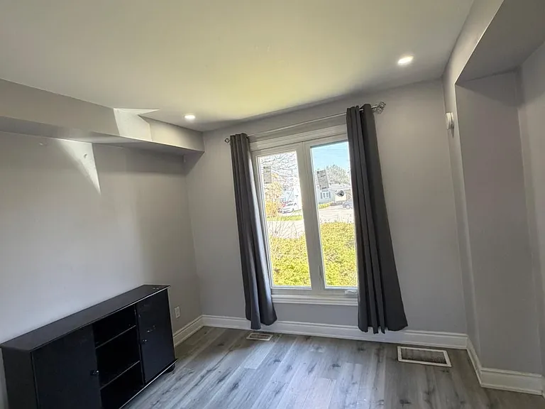 5 Herron Pl — Photo 7