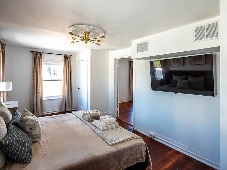 61 Broad St #B — Photo 18