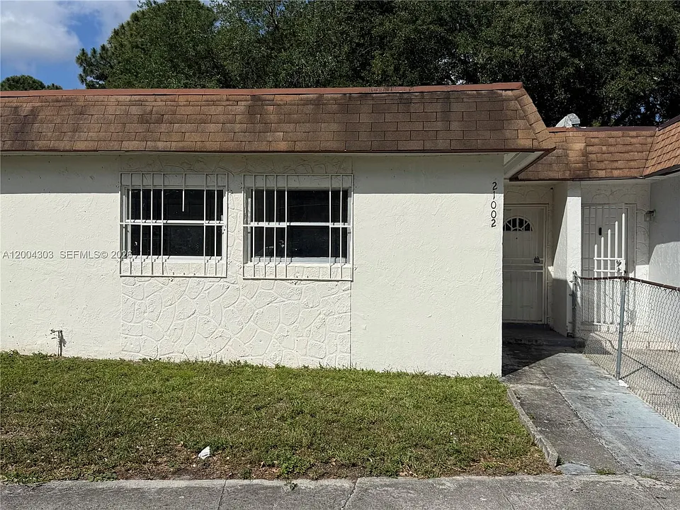 21002 NW 39th Ave