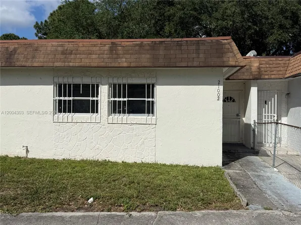 21002 NW 39th Ave, Miami Gardens, FL 33055