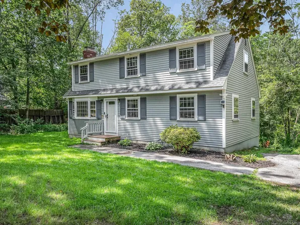 4 Birchwood Drive, Derry, NH 03038
