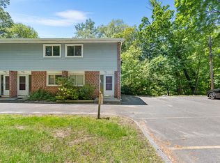 201 Baxter Rd APT D, Mansfield, CT 06268