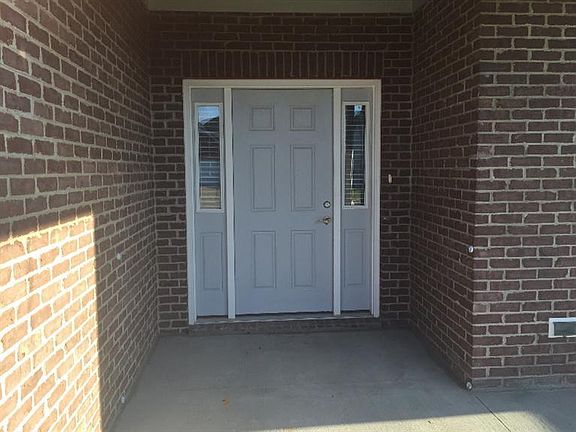 3rd image of 1712 Bettys Ct