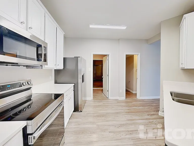 807 Chastain Ave — Photo 7