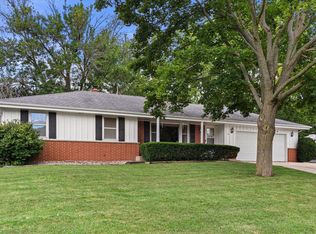 4 Virginia St, Racine, WI 53405