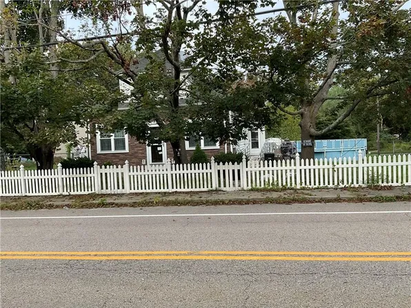 105 Read Ave, Coventry, RI 02816