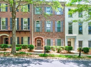 109 W Ridge Way, Roswell, GA 30076