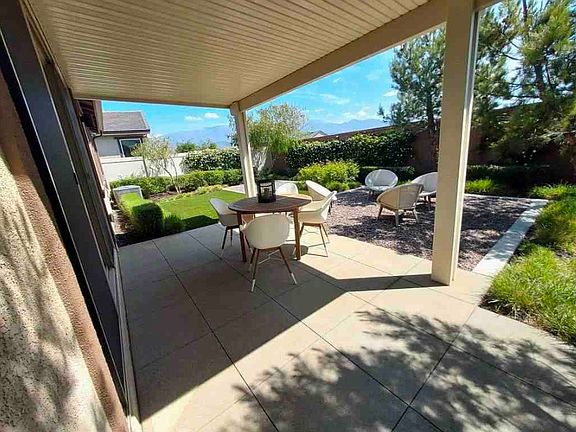 4th image of 1496 Pinyon Ln